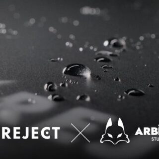 2024年12月20日に、REJECT x Arbiter Studio ガラスマウスパッド