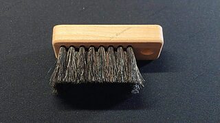【レビュー】清潔な滑走面で勝利を掴む ARTISANマウスパッドスウィーパー ゲーマー必携のクリーニングツール