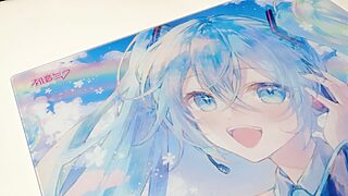 初音ミクとWALLHACKのコラボ第2弾「Summer Miku」ガラスマウスパッド本日発売