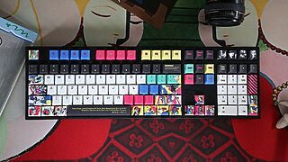 VARMILO、ピカソをテーマにしたキーキャップとマウスパッドを発売